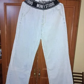 Джинсы женские