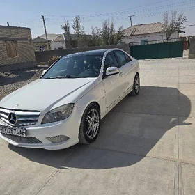 Mercedes-Benz E350 2009