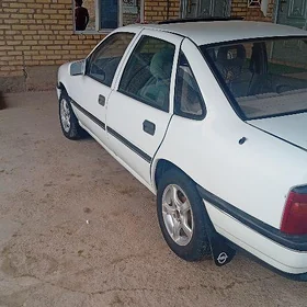 Opel Vectra 1990