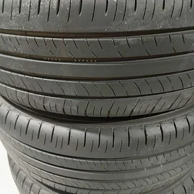 215/60/17/ DUNLOP ÝYLY26