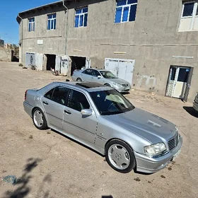 Mercedes-Benz C280 1995