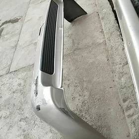 100 lik land cruiser bamper1