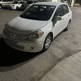 Nissan Versa 2010
