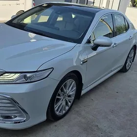 Toyota Camry 2022