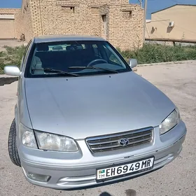 Toyota Camry 2001
