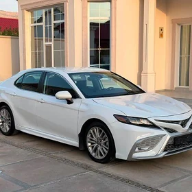 Toyota Camry 2023