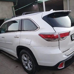 Toyota Grand Highlander 2014