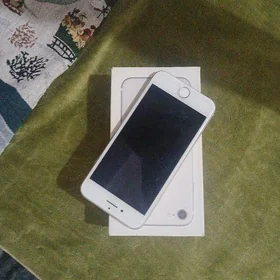 iPhone 8
