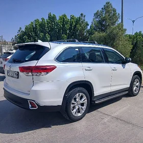 Toyota Highlander 2018