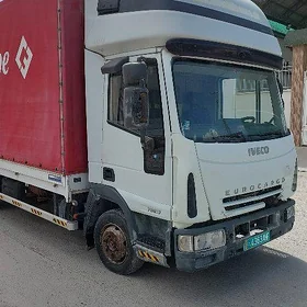 Mitsubishi Canter 2004