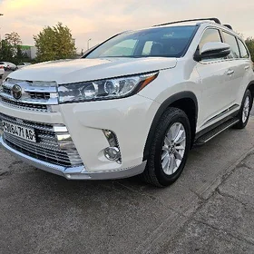 Toyota Highlander 2018