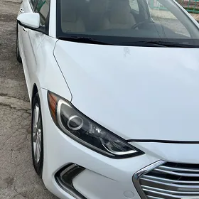 Hyundai Elantra 2018