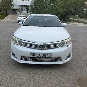 Toyota Camry 2014
