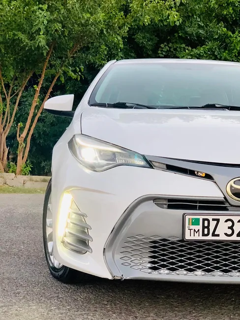 Toyota Corolla 2016 - 1