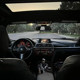 BMW F30 2015