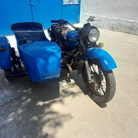 Ural 4320 2000