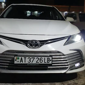 Toyota Camry 2020