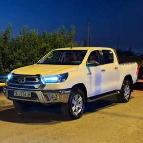 Toyota Hilux 2025