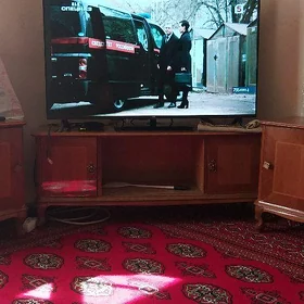 телевизор