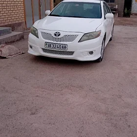 Toyota Camry 2010