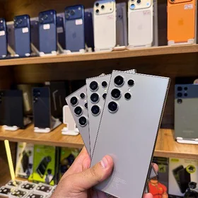 samsung s24ultralar