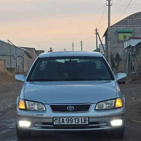 Toyota Camry 2001