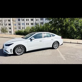 Hyundai Sonata 2021