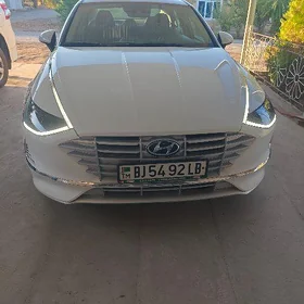 Hyundai Sonata 2021