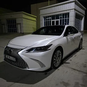 Lexus ES 350 2021