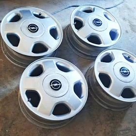 Opel wektra b   R 15 lk 5 deşj