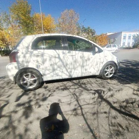 Toyota Yaris 2006