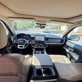 Ford Expedition 2024