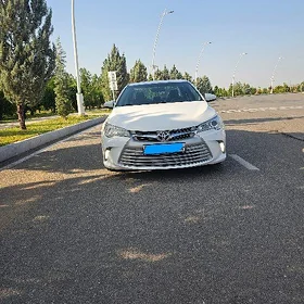 Toyota Camry 2017