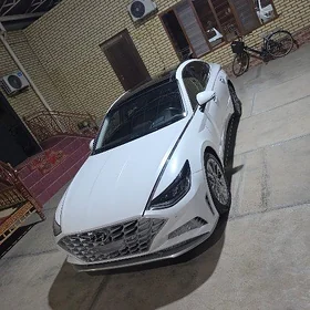 Hyundai Sonata 2022