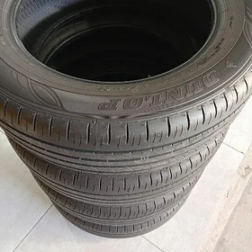215/60/17/ DUNLOP ÝYLY26