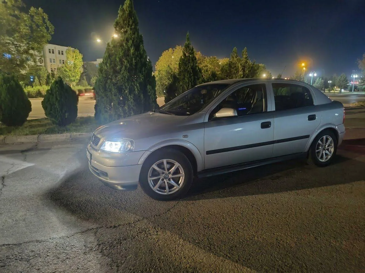 Opel Astra 2002 - 1