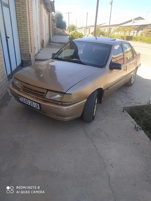 Opel Vectra 1989 - 1