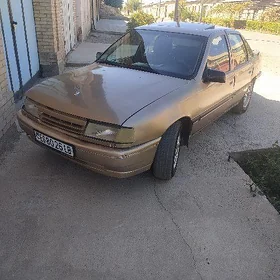 Opel Vectra 1989