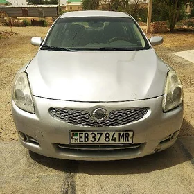 Nissan Altima 2012