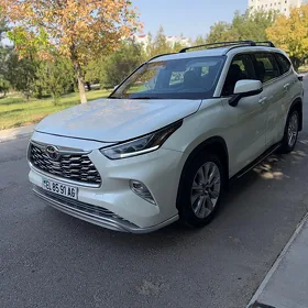 Toyota Highlander 2020