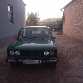 Lada 2106 1985