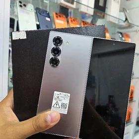 Samsung Z Fold6