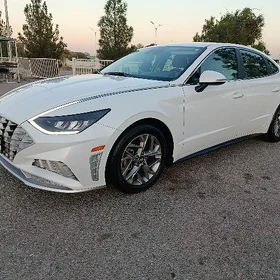 Hyundai Sonata 2021