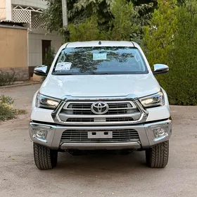 Toyota Hilux 2026