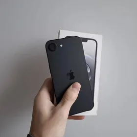 iPhone 16e