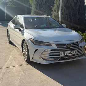 Toyota Avalon 2019