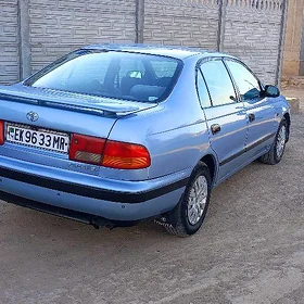 Toyota Corona 1995