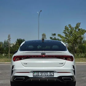 Kia K5 2021