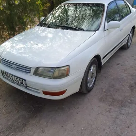 Toyota Corona 1995