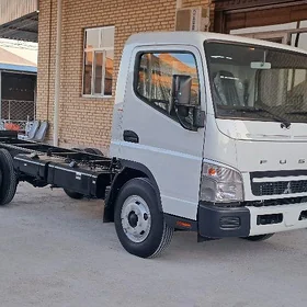 Mitsubishi Canter 2025